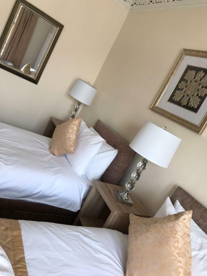 Royal Guest House Нерн Екстер'єр фото